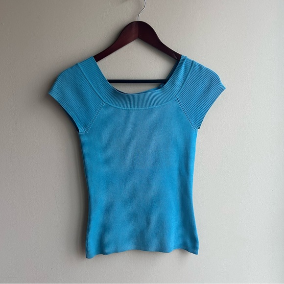 Women's Blue Ribbed Top - Picture 5 of 10